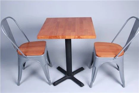 Stolik kawowy z litego drewna bukowego